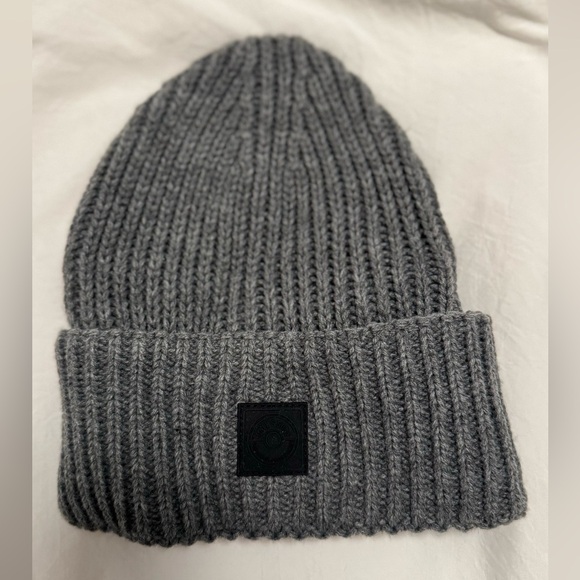 Only & Sons Grey Beanie - Picture 1 of 2